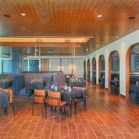 Sheraton Mesa Hotel At Wrigleyville West 